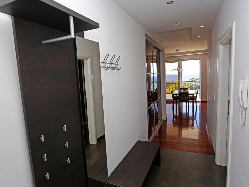 פרימוסטן Lovely Apartment With Beautiful Pool מראה חיצוני תמונה